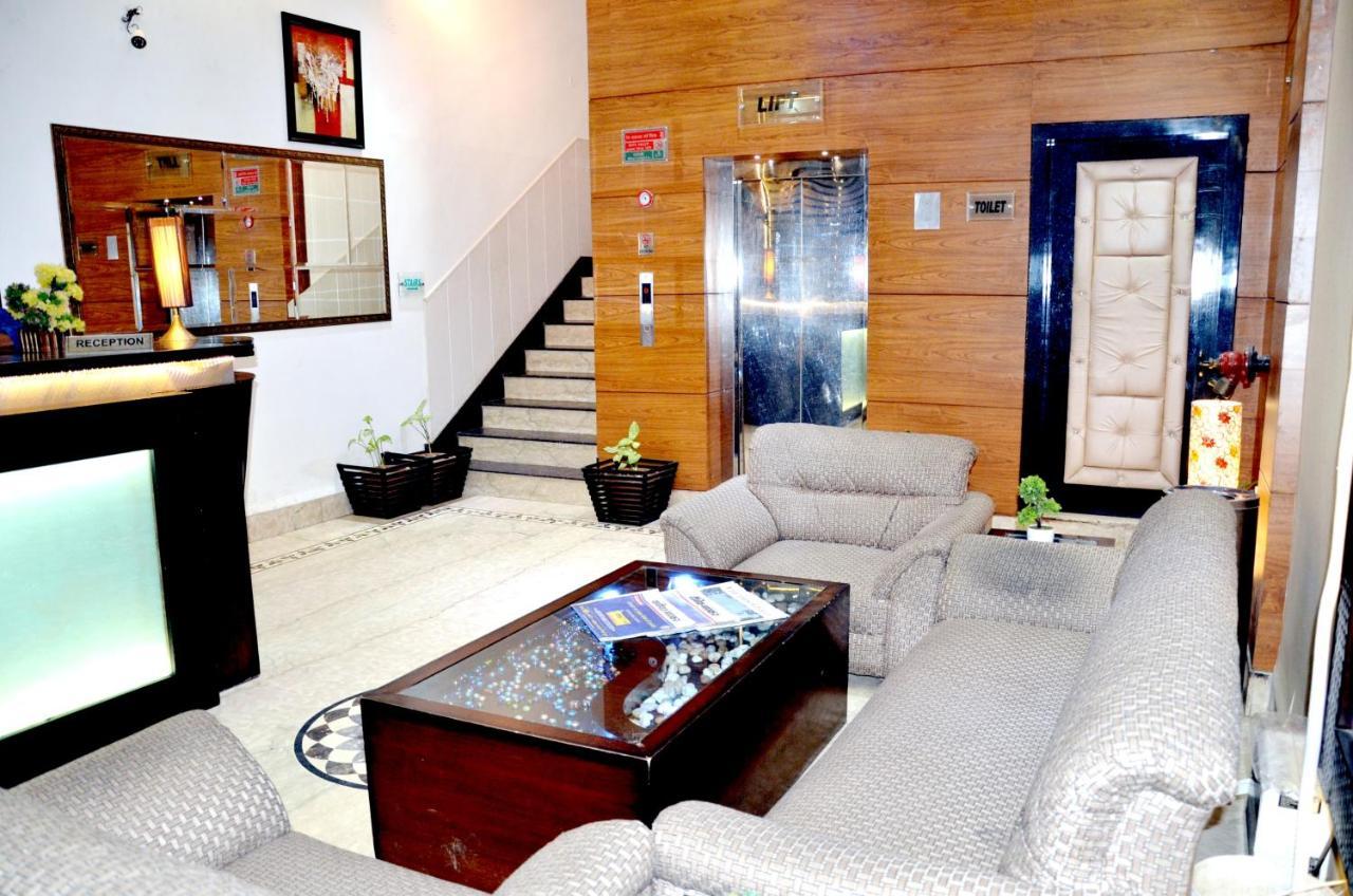 Hotel B.R. Inn Pānīpat Zewnętrze zdjęcie